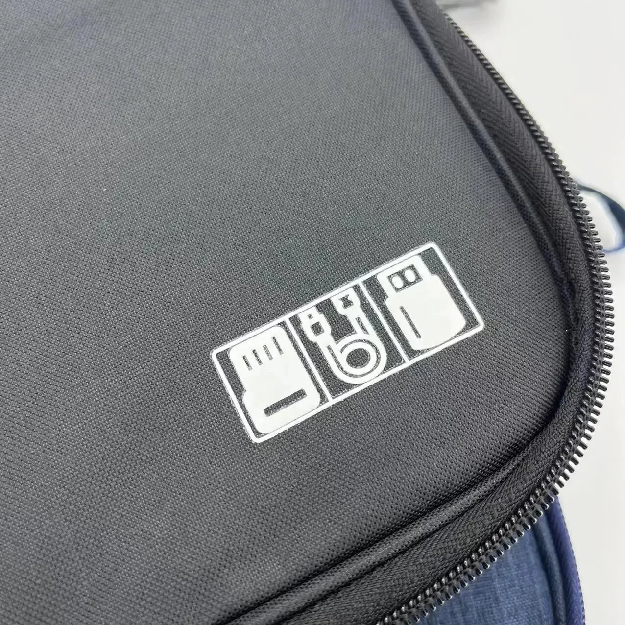 USB Data Cable Organizer Charging Cable Storage Bag Accessory Cable Bag Portable Travel Cellphone Charge Charger Cable Organizer